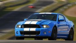 Ford Mustang Shelby GT500 Coupe 2013 - widok z przodu