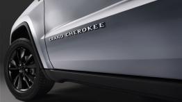 Jeep Grand Cherokee S - lewy próg boczny