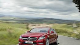 Mercedes CLS Shooting Brake - widok z przodu