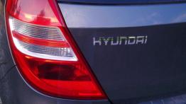 Hyundai i30 Hatchback - galeria społeczności - lewy tylny reflektor - wyłączony