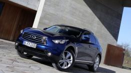 Infiniti FX II Crossover Facelifting