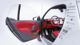 Rinspeed Dock+Go Concept - drzwi kierowcy od wewnątrz