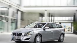 Volvo V60 Plug-In Hybrid - lewy bok