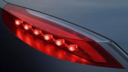 Renault Nepta Concept - lewy tylny reflektor - włączony
