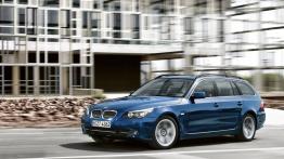 BMW Seria 5 E60 Touring 525 d 177KM 130kW 2004-2007
