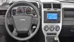 Jeep Compass - kokpit