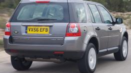 Land Rover Freelander II - widok z tyłu