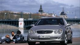 Mercedes Klasa CLK Coupe - widok z przodu