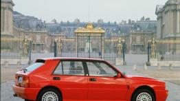 Lancia Delta - prawy bok