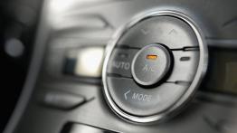 Toyota Auris - panel sterowania wentylacją i nawiewem