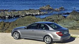 Mercedes Klasa C 2007 - widok z tyłu