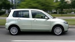 Mazda 2 2006 - prawy bok