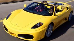 Ferrari 430 Spider - widok z przodu