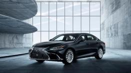 Nowy Lexus ES dotrze do Europy
