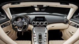 Mercedes-AMG GT z otwartym dachem