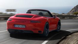 Porsche 911 GTS mocniejsze i z turbo