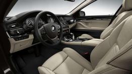 Połowa oferty BMW z nowymi silnikami i wyposażeniem