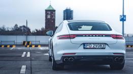 Porsche Panamera GTS - 911 dla rodziny