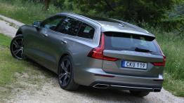 Volvo V60 – prawdziwe kombi powraca!