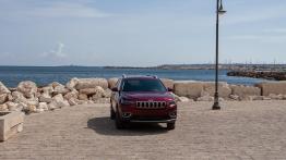 Prawdziwy SUV po zabiegu upiększającym – nowy Jeep Cherokee