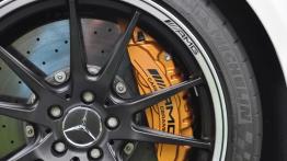 Mercedes-AMG i dwa przepisy na coupe – czterodrzwiowe AMG GT i łobuz klasy średniej