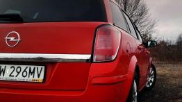 Opel Astra H - ubrana w codzienność