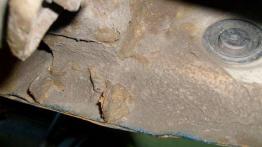 Opis techniczny Suzuki Swift I