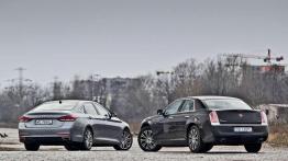 Hyundai Genesis 3.8 HTRAC vs. Lancia Thema 3.6 AWD - nie tylko Niemcy