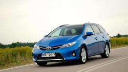 Toyota Auris 1.6 Valvematic - wyczekiwana przez rynek