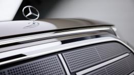 Mercedes VLE 2026 to szczyt luksusu w skórze vana. Ma kino 8K, technologię 800V i zwrotność auta miejskiego