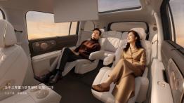 Prysznic w bagażniku i zwrotność Smarta. Gigantyczny chiński SUV IM LS9 Hyper to jeżdżący apartament