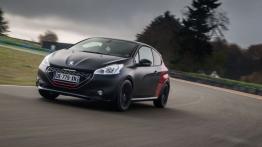 Peugeot 208 GTi 30th Anniversary Edition (2015) - widok z przodu