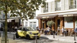 Smart forfour II (2015) w Paryżu - widok z przodu