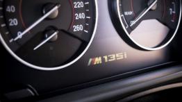 BMW M135i F21 Facelifting (2015) - zestaw wskaźników