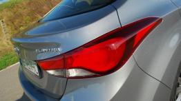 Hyundai Elantra V Facelifting - galeria redakcyjna - prawy tylny reflektor - wyłączony