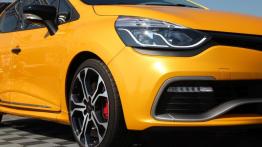 Renault Clio IV R.S. Trophy 220 EDC - galeria redakcyjna - przód - inne ujęcie