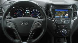 Hyundai Grand Santa Fe 2.2 CRDi 197 KM (2015) - galeria redakcyjna - kokpit