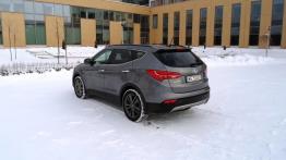 Hyundai Santa Fe III SUV 2.2 CRDi 197KM - galeria redakcyjna - widok z tyłu