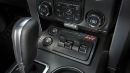 Ford F-150 SVT Raptor Special Edition (2014) - tunel środkowy między fotelami