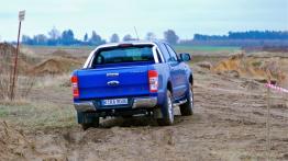 Ford Ranger V Podwójna kabina - galeria redakcyjna - widok z tyłu