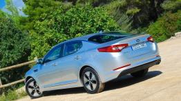 Kia Optima 2.0 DOHC HYBRID 190KM - galeria redakcyjna - widok z tyłu