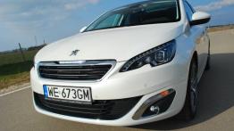 Peugeot 308 II Hatchback 1.6 THP - galeria redakcyjna - widok z przodu