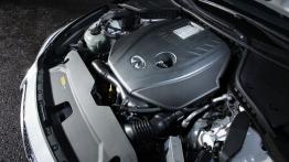 Infiniti Q50 2.0 Turbo (2014) - maska otwarta