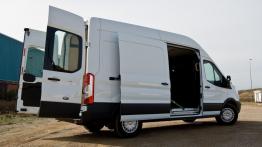 Ford Transit 2014 - galeria redakcyjna - prawy bok - drzwi otwarte