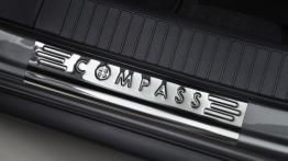 Jeep Compass Facelifting Overland - listwa progowa