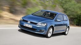 Volkswagen Golf VII Hatchback 3d TSI - widok z przodu