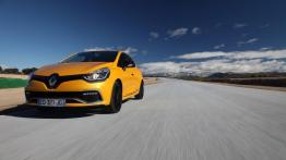Renault Clio IV RS 200 (2013) - widok z przodu