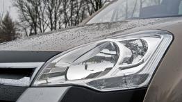 Citroen Berlingo II Combi 1.6 HDI FAP 110KM - galeria redakcyjna - lewy przedni reflektor - wyłączon