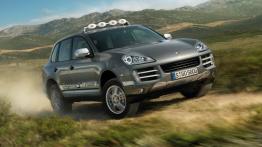 Porsche Cayenne S Transsyberia - widok z przodu