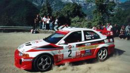 Mitsubishi Lancer EVO - lewy bok